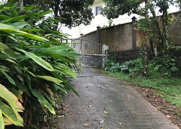 Tropical Garden Self Catering Victoria