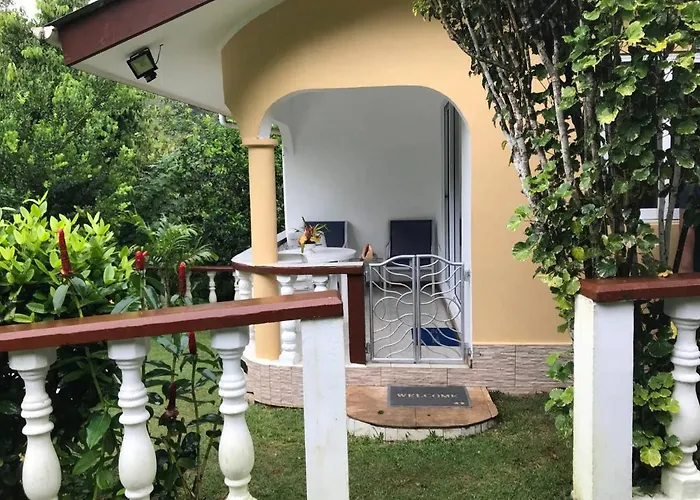 Tropical Garden Self Catering Сasa de vacaciones *