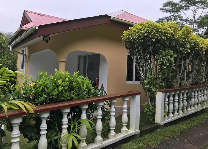 Tropical Garden Self Catering *